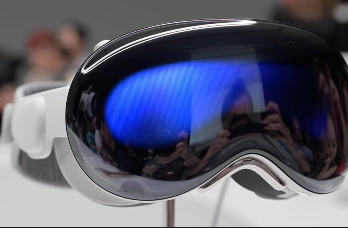 视涯科技连续4年共亏损13.4亿元，押宝特殊客户2026年能否盈利？